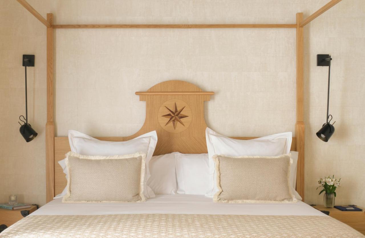 Hotel Antigua Palma - Casa Noble ภายนอก รูปภาพ A bed with a star on the headboard