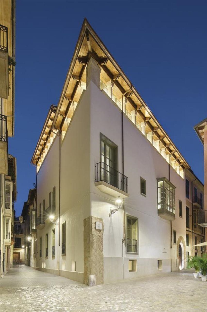 Hotel Antigua Palma - Casa Noble ภายนอก รูปภาพ The house of the poet in the centre of the town